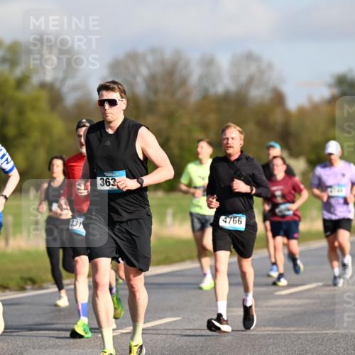 12.04.2026 - 45. Internationalen Wilhelmsburger Insellauf Dr. Thomas Lammeyer http://msf.ph/oto/9432193 12.04.2026 09:14:11 Laufen 150, 3133, 231, 363, 4766 meine-sportfotos.de