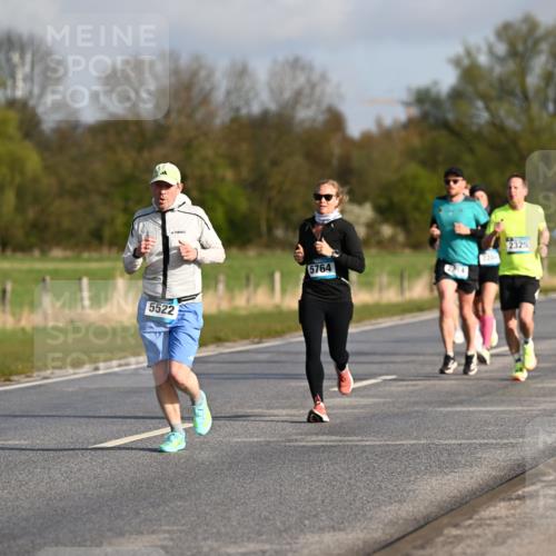 12.04.2026 - 45. Internationalen Wilhelmsburger Insellauf Dr. Thomas Lammeyer http://msf.ph/oto/9432241 12.04.2026 09:14:21 Laufen 5522, 5764, 2325 meine-sportfotos.de