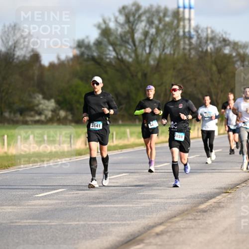 12.04.2026 - 45. Internationalen Wilhelmsburger Insellauf Dr. Thomas Lammeyer http://msf.ph/oto/9432354 12.04.2026 09:14:40 Laufen 843, 3141, 54, 2831, 2270, 43 meine-sportfotos.de