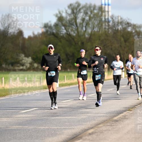 12.04.2026 - 45. Internationalen Wilhelmsburger Insellauf Dr. Thomas Lammeyer http://msf.ph/oto/9432356 12.04.2026 09:14:41 Laufen 3141, 541, 2831, 4322 meine-sportfotos.de