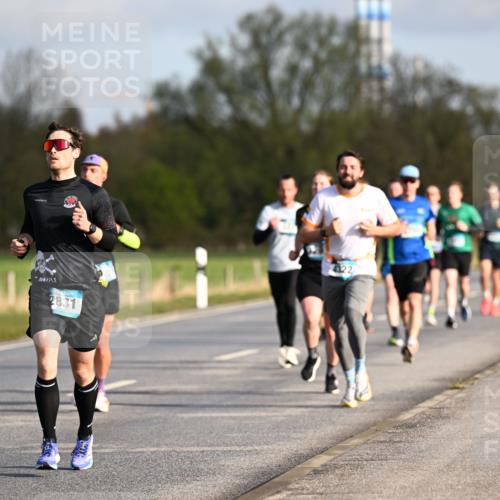 12.04.2026 - 45. Internationalen Wilhelmsburger Insellauf Dr. Thomas Lammeyer http://msf.ph/oto/9432377 12.04.2026 09:14:45 Laufen 2831, 4322 meine-sportfotos.de