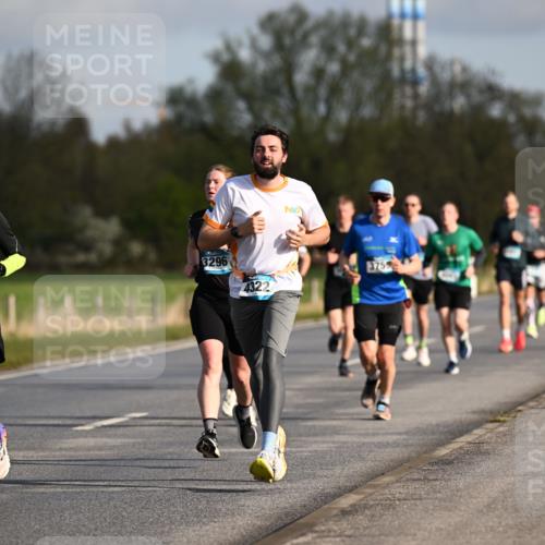 12.04.2026 - 45. Internationalen Wilhelmsburger Insellauf Dr. Thomas Lammeyer http://msf.ph/oto/9432386 12.04.2026 09:14:46 Laufen 5415, 3296, 4322, 3759 meine-sportfotos.de