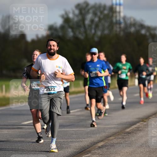 12.04.2026 - 45. Internationalen Wilhelmsburger Insellauf Dr. Thomas Lammeyer http://msf.ph/oto/9432392 12.04.2026 09:14:47 Laufen 329, 4322 meine-sportfotos.de