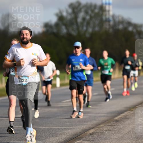 12.04.2026 - 45. Internationalen Wilhelmsburger Insellauf Dr. Thomas Lammeyer http://msf.ph/oto/9432396 12.04.2026 09:14:48 Laufen 32, 4322 meine-sportfotos.de