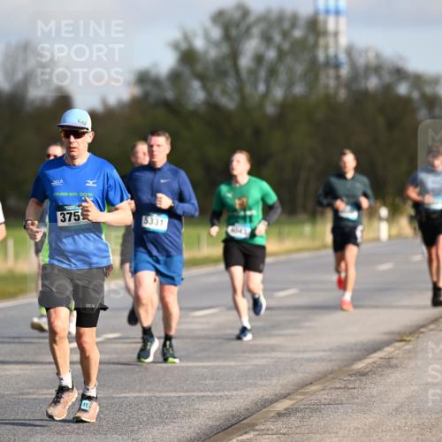 12.04.2026 - 45. Internationalen Wilhelmsburger Insellauf Dr. Thomas Lammeyer http://msf.ph/oto/9432408 12.04.2026 09:14:50 Laufen 2016, 3759, 11, 5331 meine-sportfotos.de