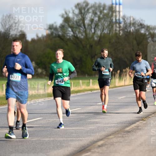 12.04.2026 - 45. Internationalen Wilhelmsburger Insellauf Dr. Thomas Lammeyer http://msf.ph/oto/9432417 12.04.2026 09:14:51 Laufen 5331, 4043, 4883, 4884, 4829 meine-sportfotos.de