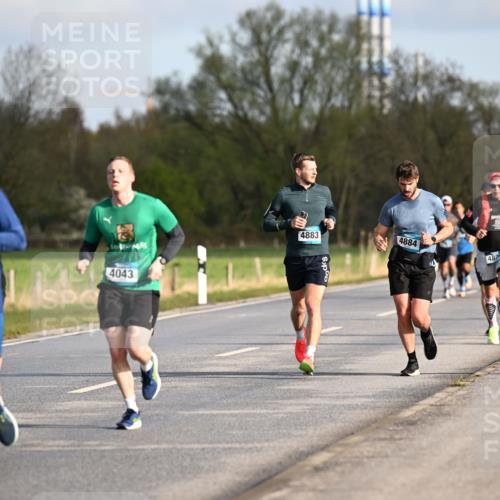 12.04.2026 - 45. Internationalen Wilhelmsburger Insellauf Dr. Thomas Lammeyer http://msf.ph/oto/9432423 12.04.2026 09:14:52 Laufen 5331, 4043, 4883, 4884, 482 meine-sportfotos.de
