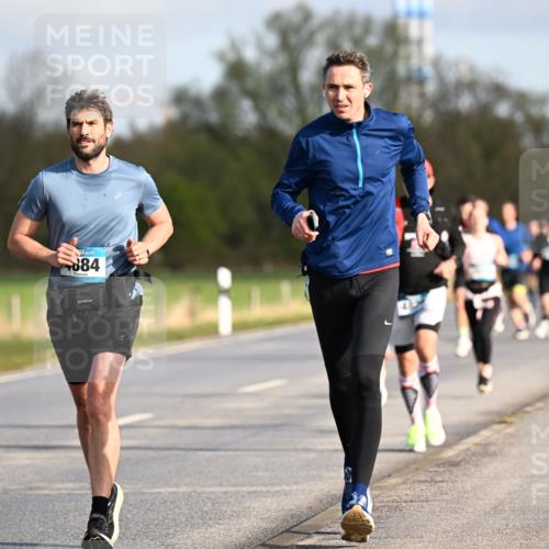12.04.2026 - 45. Internationalen Wilhelmsburger Insellauf Dr. Thomas Lammeyer http://msf.ph/oto/9432454 12.04.2026 09:14:57 Laufen 884 meine-sportfotos.de