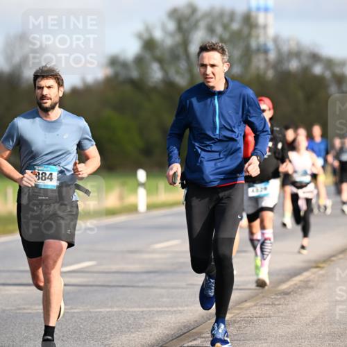12.04.2026 - 45. Internationalen Wilhelmsburger Insellauf Dr. Thomas Lammeyer http://msf.ph/oto/9432455 12.04.2026 09:14:57 Laufen 884, 4020 meine-sportfotos.de