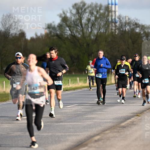 12.04.2026 - 45. Internationalen Wilhelmsburger Insellauf Dr. Thomas Lammeyer http://msf.ph/oto/9432486 12.04.2026 09:15:02 Laufen 4050, 4521, 5344, 27, 3447, 3605, 3238, 493, 3144 meine-sportfotos.de
