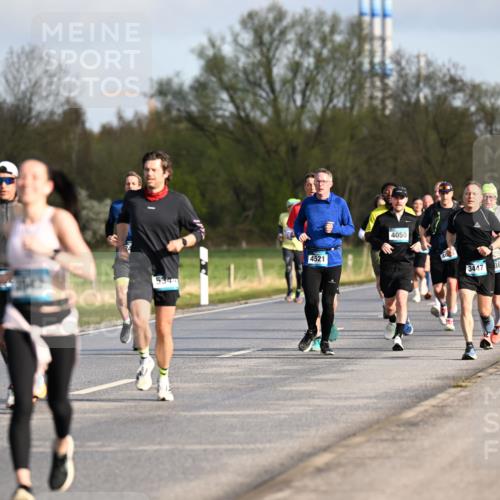 12.04.2026 - 45. Internationalen Wilhelmsburger Insellauf Dr. Thomas Lammeyer http://msf.ph/oto/9432490 12.04.2026 09:15:03 Laufen 534, 4521, 4050, 3447, 3605, 3238, 3144 meine-sportfotos.de