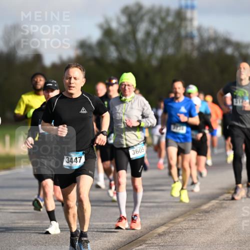 12.04.2026 - 45. Internationalen Wilhelmsburger Insellauf Dr. Thomas Lammeyer http://msf.ph/oto/9432528 12.04.2026 09:15:09 Laufen 2893, 3447, 3605 meine-sportfotos.de