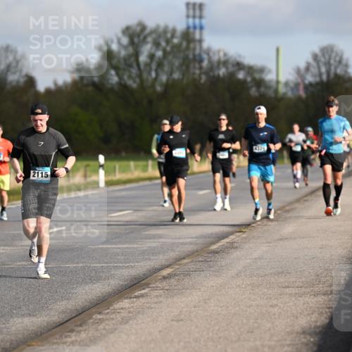 12.04.2026 - 45. Internationalen Wilhelmsburger Insellauf Dr. Thomas Lammeyer http://msf.ph/oto/9432593 12.04.2026 09:15:21 Laufen 4679, 2115 meine-sportfotos.de