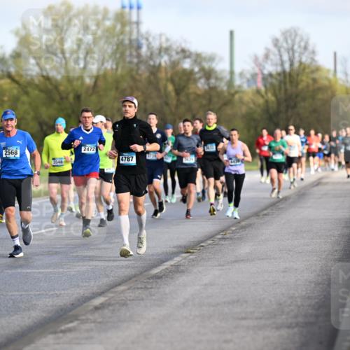 12.04.2026 - 45. Internationalen Wilhelmsburger Insellauf Dr. Thomas Lammeyer http://msf.ph/oto/9432718 12.04.2026 09:15:50 Laufen 2568, 2048, 2472, 20, 4787, 3730, 4439 meine-sportfotos.de