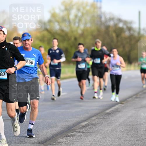 12.04.2026 - 45. Internationalen Wilhelmsburger Insellauf Dr. Thomas Lammeyer http://msf.ph/oto/9432746 12.04.2026 09:15:54 Laufen 4787, 568 meine-sportfotos.de
