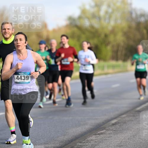 12.04.2026 - 45. Internationalen Wilhelmsburger Insellauf Dr. Thomas Lammeyer http://msf.ph/oto/9432777 12.04.2026 09:16:00 Laufen 3629, 4439 meine-sportfotos.de