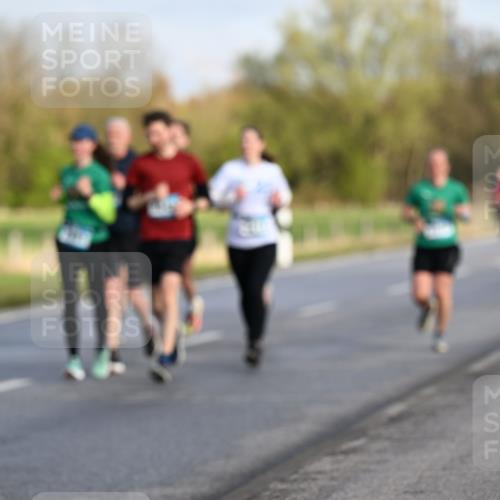 12.04.2026 - 45. Internationalen Wilhelmsburger Insellauf Dr. Thomas Lammeyer http://msf.ph/oto/9432784 12.04.2026 09:16:01 Laufen 4439 meine-sportfotos.de