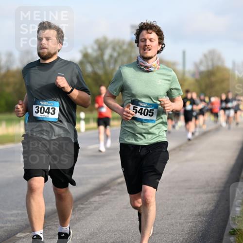 12.04.2026 - 45. Internationalen Wilhelmsburger Insellauf Dr. Thomas Lammeyer http://msf.ph/oto/9432857 12.04.2026 09:16:15 Laufen 3043, 4, 5405, 8 meine-sportfotos.de