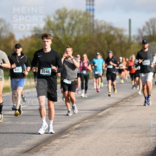 12.04.2026 - 45. Internationalen Wilhelmsburger Insellauf Dr. Thomas Lammeyer http://msf.ph/oto/9432898 12.04.2026 09:16:24 Laufen 4667, 4063, 3546, 2547, 4441 meine-sportfotos.de