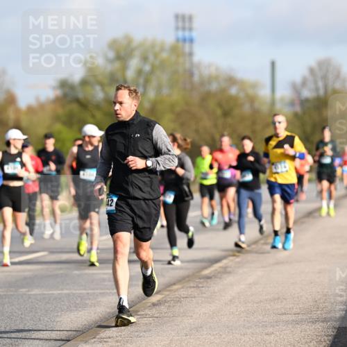 12.04.2026 - 45. Internationalen Wilhelmsburger Insellauf Dr. Thomas Lammeyer http://msf.ph/oto/9432972 12.04.2026 09:16:38 Laufen 42 meine-sportfotos.de