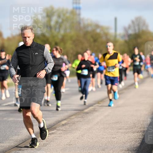 12.04.2026 - 45. Internationalen Wilhelmsburger Insellauf Dr. Thomas Lammeyer http://msf.ph/oto/9432979 12.04.2026 09:16:39 Laufen 42 meine-sportfotos.de