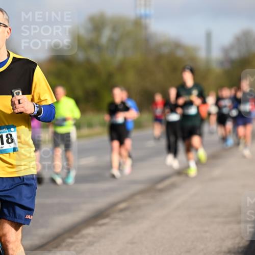 12.04.2026 - 45. Internationalen Wilhelmsburger Insellauf Dr. Thomas Lammeyer http://msf.ph/oto/9433010 12.04.2026 09:16:44 Laufen 4118 meine-sportfotos.de