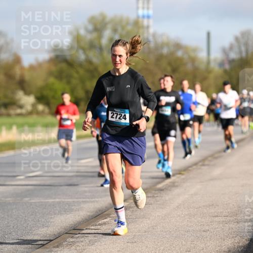 12.04.2026 - 45. Internationalen Wilhelmsburger Insellauf Dr. Thomas Lammeyer http://msf.ph/oto/9433044 12.04.2026 09:16:51 Laufen 2724 meine-sportfotos.de
