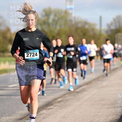 12.04.2026 - 45. Internationalen Wilhelmsburger Insellauf Dr. Thomas Lammeyer http://msf.ph/oto/9433050 12.04.2026 09:16:52 Laufen 2724 meine-sportfotos.de