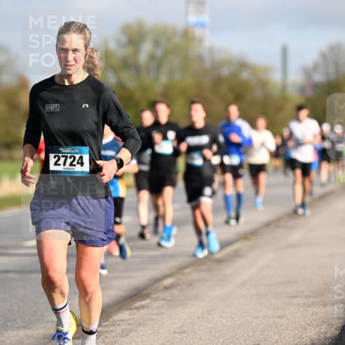 12.04.2026 - 45. Internationalen Wilhelmsburger Insellauf Dr. Thomas Lammeyer http://msf.ph/oto/9433051 12.04.2026 09:16:53 Laufen 2724 meine-sportfotos.de