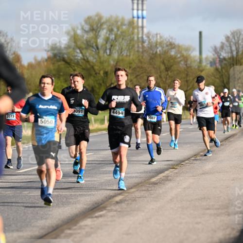 12.04.2026 - 45. Internationalen Wilhelmsburger Insellauf Dr. Thomas Lammeyer http://msf.ph/oto/9433057 12.04.2026 09:16:53 Laufen 3091, 2073, 5050, 4494, 3087, 3830, 4882 meine-sportfotos.de