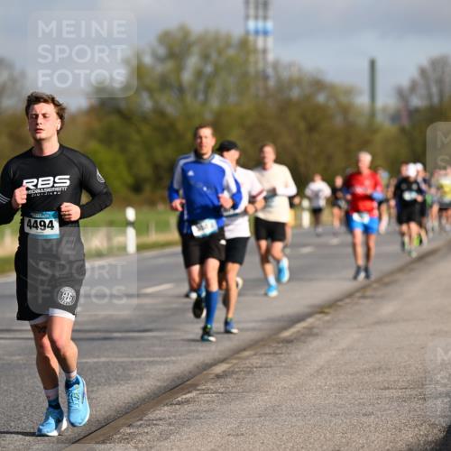 12.04.2026 - 45. Internationalen Wilhelmsburger Insellauf Dr. Thomas Lammeyer http://msf.ph/oto/9433075 12.04.2026 09:16:56 Laufen 4494 meine-sportfotos.de