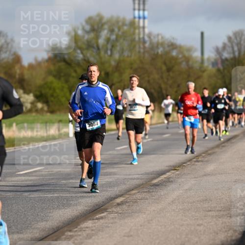 12.04.2026 - 45. Internationalen Wilhelmsburger Insellauf Dr. Thomas Lammeyer http://msf.ph/oto/9433079 12.04.2026 09:16:57 Laufen 4494, 3087 meine-sportfotos.de