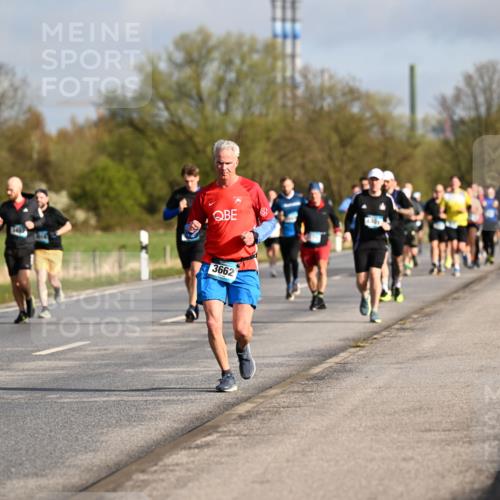 12.04.2026 - 45. Internationalen Wilhelmsburger Insellauf Dr. Thomas Lammeyer http://msf.ph/oto/9433116 12.04.2026 09:17:03 Laufen 3662 meine-sportfotos.de