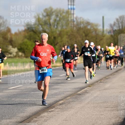 12.04.2026 - 45. Internationalen Wilhelmsburger Insellauf Dr. Thomas Lammeyer http://msf.ph/oto/9433124 12.04.2026 09:17:04 Laufen 3662 meine-sportfotos.de