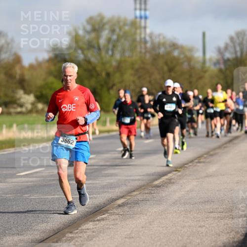 12.04.2026 - 45. Internationalen Wilhelmsburger Insellauf Dr. Thomas Lammeyer http://msf.ph/oto/9433127 12.04.2026 09:17:04 Laufen 3662 meine-sportfotos.de