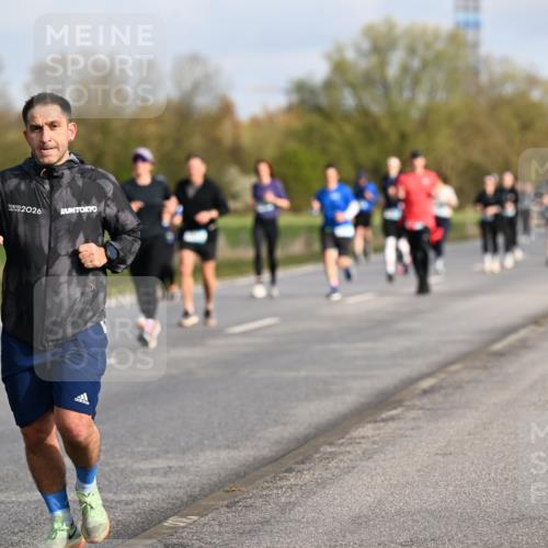 12.04.2026 - 45. Internationalen Wilhelmsburger Insellauf Dr. Thomas Lammeyer http://msf.ph/oto/9433773 12.04.2026 09:19:11 Laufen 2026 meine-sportfotos.de