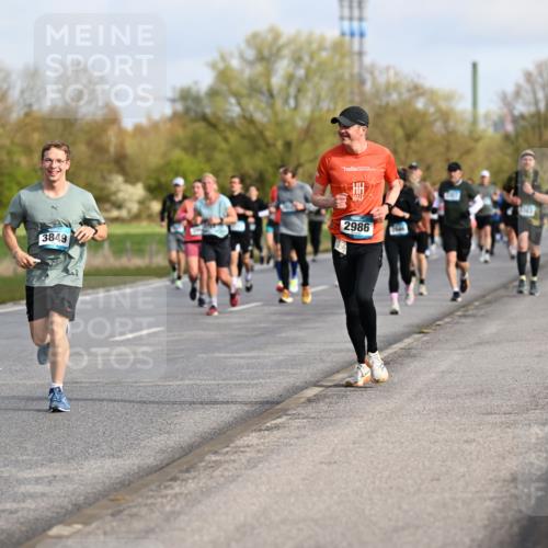 12.04.2026 - 45. Internationalen Wilhelmsburger Insellauf Dr. Thomas Lammeyer http://msf.ph/oto/9433844 12.04.2026 09:19:24 Laufen 1900, 6, 3848, 3849, 1343, 2986 meine-sportfotos.de