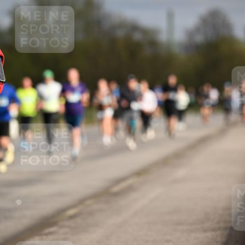 12.04.2026 - 45. Internationalen Wilhelmsburger Insellauf Dr. Thomas Lammeyer http://msf.ph/oto/9435465 12.04.2026 09:24:40 Laufen  meine-sportfotos.de