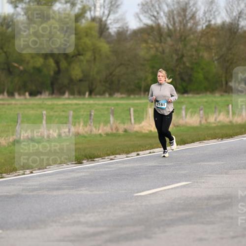 12.04.2026 - 45. Internationalen Wilhelmsburger Insellauf Dr. Thomas Lammeyer http://msf.ph/oto/9437638 12.04.2026 09:31:45 Laufen 2161 meine-sportfotos.de