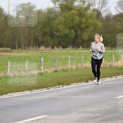 12.04.2026 - 45. Internationalen Wilhelmsburger Insellauf Dr. Thomas Lammeyer http://msf.ph/oto/9437652 12.04.2026 09:31:47 Laufen 2161 meine-sportfotos.de