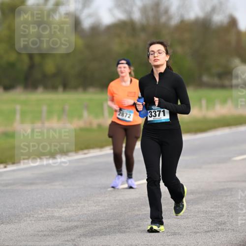 12.04.2026 - 45. Internationalen Wilhelmsburger Insellauf Dr. Thomas Lammeyer http://msf.ph/oto/9437707 12.04.2026 09:32:11 Laufen 3253, 2872, 3371 meine-sportfotos.de