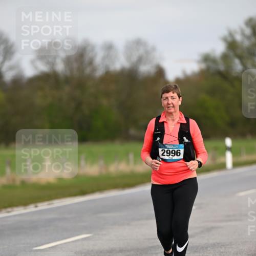 12.04.2026 - 45. Internationalen Wilhelmsburger Insellauf Dr. Thomas Lammeyer http://msf.ph/oto/9437727 12.04.2026 09:32:58 Laufen 2996 meine-sportfotos.de