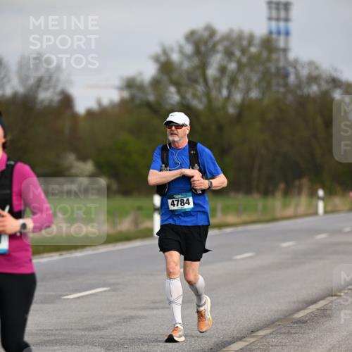 12.04.2026 - 45. Internationalen Wilhelmsburger Insellauf Dr. Thomas Lammeyer http://msf.ph/oto/9437757 12.04.2026 09:33:15 Laufen 4784 meine-sportfotos.de