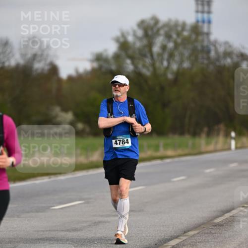12.04.2026 - 45. Internationalen Wilhelmsburger Insellauf Dr. Thomas Lammeyer http://msf.ph/oto/9437760 12.04.2026 09:33:15 Laufen 4784 meine-sportfotos.de