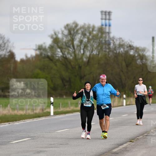 12.04.2026 - 45. Internationalen Wilhelmsburger Insellauf Dr. Thomas Lammeyer http://msf.ph/oto/9437785 12.04.2026 09:33:27 Laufen 5593, 2693, 4569 meine-sportfotos.de