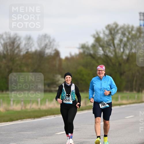 12.04.2026 - 45. Internationalen Wilhelmsburger Insellauf Dr. Thomas Lammeyer http://msf.ph/oto/9437808 12.04.2026 09:33:30 Laufen 5593, 2693 meine-sportfotos.de