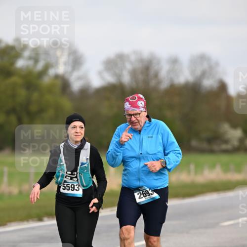 12.04.2026 - 45. Internationalen Wilhelmsburger Insellauf Dr. Thomas Lammeyer http://msf.ph/oto/9437820 12.04.2026 09:33:34 Laufen 5593, 2693 meine-sportfotos.de
