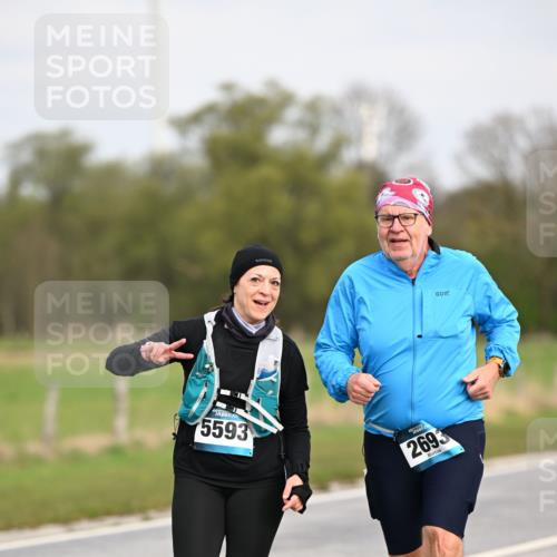 12.04.2026 - 45. Internationalen Wilhelmsburger Insellauf Dr. Thomas Lammeyer http://msf.ph/oto/9437828 12.04.2026 09:33:35 Laufen 5593, 2693 meine-sportfotos.de