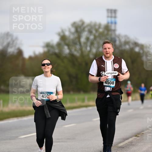 12.04.2026 - 45. Internationalen Wilhelmsburger Insellauf Dr. Thomas Lammeyer http://msf.ph/oto/9437850 12.04.2026 09:33:40 Laufen 450, 4508 meine-sportfotos.de