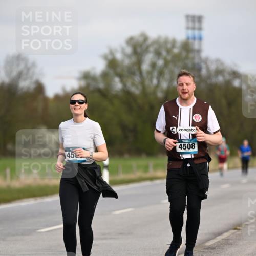 12.04.2026 - 45. Internationalen Wilhelmsburger Insellauf Dr. Thomas Lammeyer http://msf.ph/oto/9437851 12.04.2026 09:33:40 Laufen 45, 4508 meine-sportfotos.de